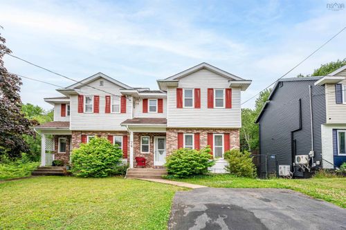 74 Bruce Dr, Lower Sackville, NS, B4C3T8 | Card Image