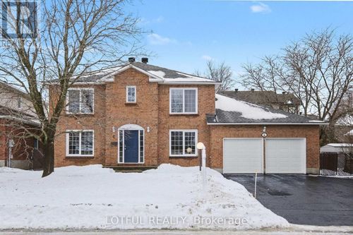4 Spindle Way, Stittsville, ON, K2S1J4 | Card Image