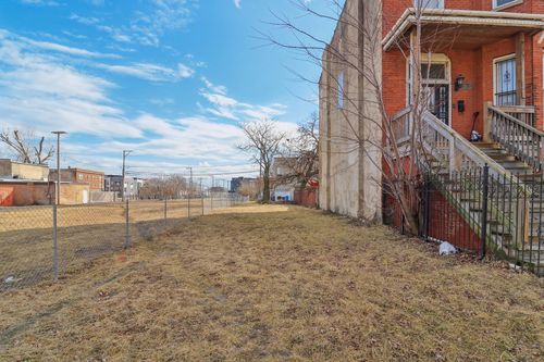 3913 S Prairie Ave, CHICAGO, IL, 60653-2210 | Card Image