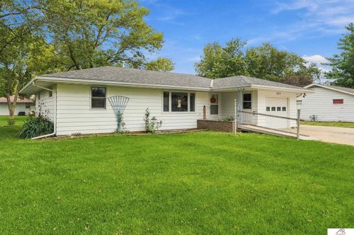 203 N Fern Circle Dr, De Witt, NE, 68341-5011 | Card Image