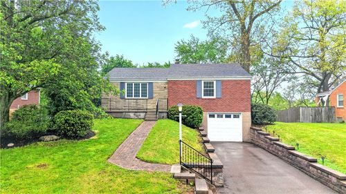 9229 Lancelot Dr, Pittsburgh, PA, 15237-5933 | Card Image