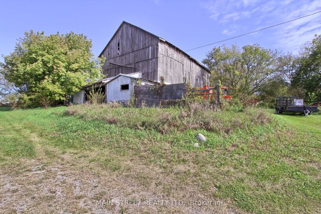 5984 3 Rd Line, House other with 4 bedrooms, 2 bathrooms and 15 parking in New Tecumseth ON | Image 20