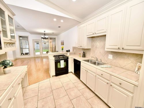 10409 Springtree Ave, Baton Rouge, LA, 70810-7769 | Card Image