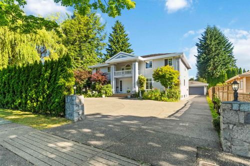 7483 Government Rd, Burnaby, BC, V5A2C5 | Card Image