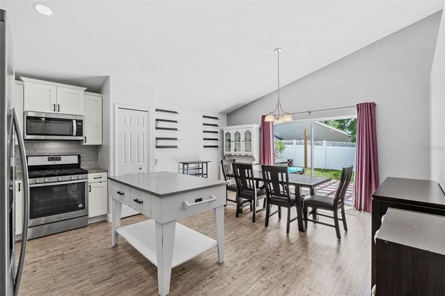2913 Wilshire Rd, House other with 3 bedrooms, 2 bathrooms and null parking in Clermont FL | Image 9