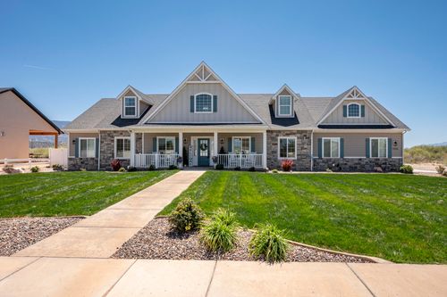 1226 N 3575 W, Cedar City, UT, 84721-8679 | Card Image