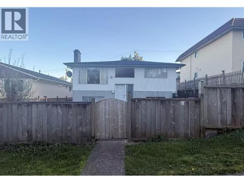 3466 E 2nd Ave, Vancouver, BC, V5M1G6 | Card Image