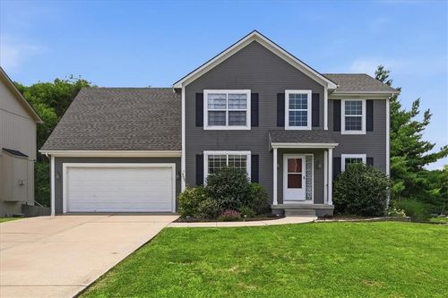 4602 Park Ln, Leavenworth, KS, 66048-5588 | Card Image