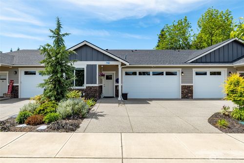 742 Parkland Loop, Sedro Woolley, WA, 98284-8474 | Card Image