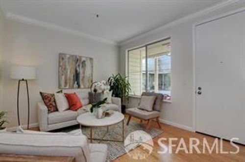 apt-110c-929 E El Camino Real, Sunnyvale, CA, 94087-3742 | Card Image