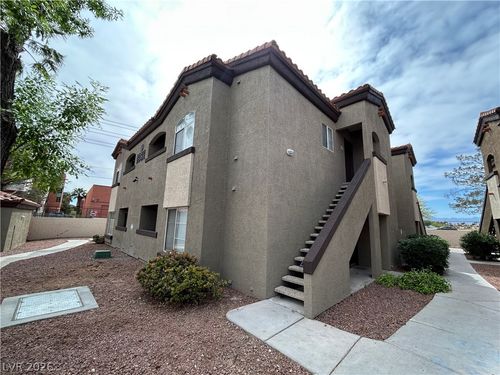 2047-9000 Las Vegas Boulevard, Las Vegas, NV, 89123 | Card Image
