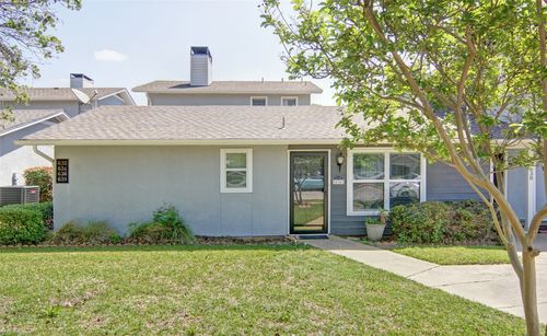636 Timberline Dr, Hurst, TX, 76053-4742 | Card Image