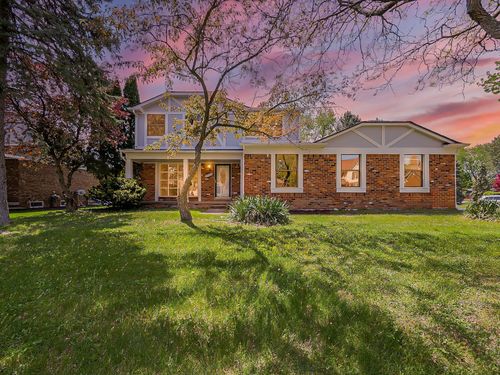 2739 Broadmoor Dr, Rochester Hills, MI, 48309-1350 | Card Image