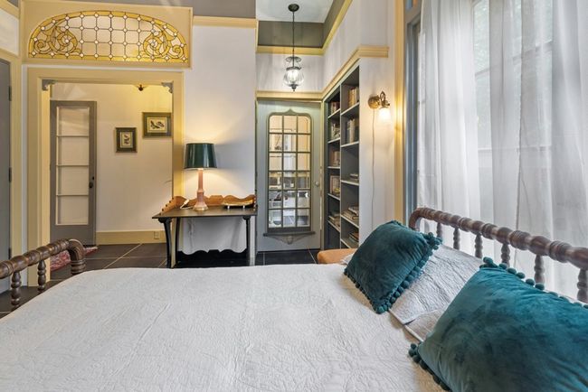 Penthouse bedroom 2 | Image 28