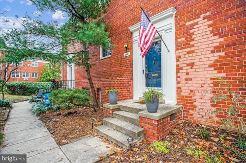 3518 Valley Dr, ALEXANDRIA, VA, 22302-2131 | Card Image