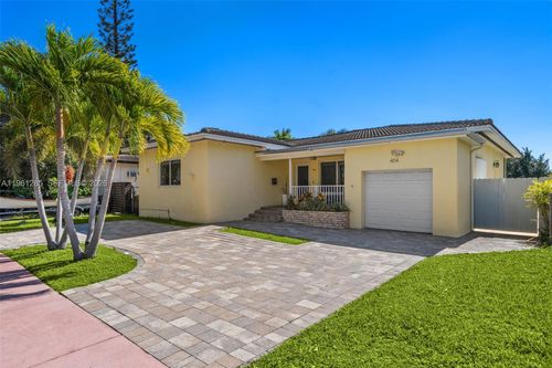 404 N Shore Dr, Miami Beach, FL, 33141-2430 | Card Image