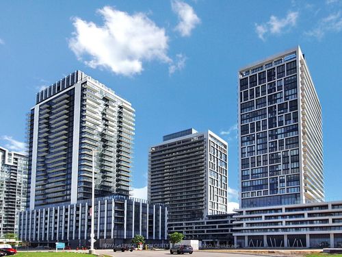 ph109-8960 Jane St, Concord, ON, L4K2M9 | Card Image