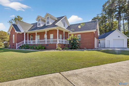 1404 Dan Ave, Albertville, AL, 35950-5921 | Card Image