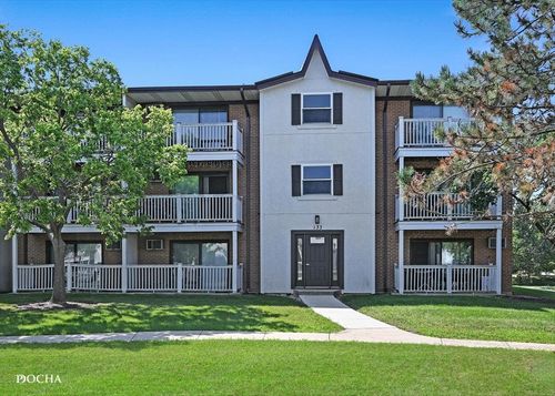 apt-12-133 Gregory St, Aurora, IL, 60504-4147 | Card Image