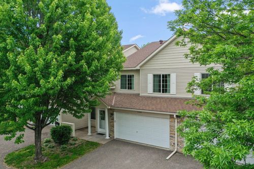 5207 207th St N, Forest Lake, MN, 55025-8021 | Card Image