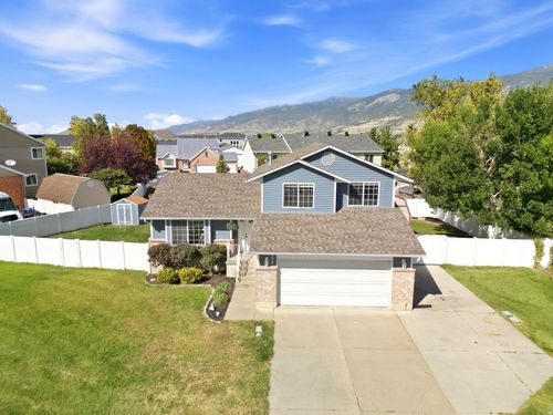 934 Meadowlark Ln, West Bountiful, UT, 84087-1166 | Card Image