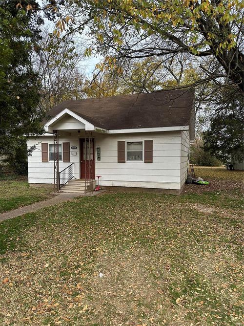 1608 E Kathleen Street, Sikeston, MO, 63801 | Card Image