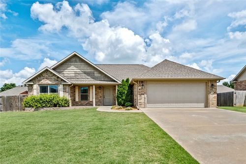 816 Custer St, Prairie Grove, AR, 72753-3165 | Card Image