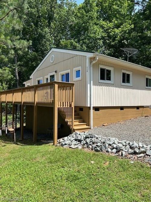 113 Red Budd Dr, New London, NC, 28127-9377 | Card Image