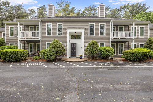 44-44 Bay Farm Rd, Duxbury, MA, 02332-4832 | Card Image