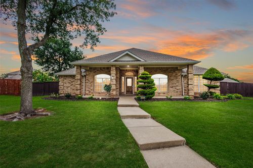 3002 Silver Springs Way, Rowlett, TX, 75089-2865 | Card Image