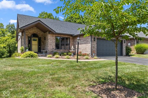 3185 Southampton Rdg, Martinsville, IN, 46151-6071 | Card Image
