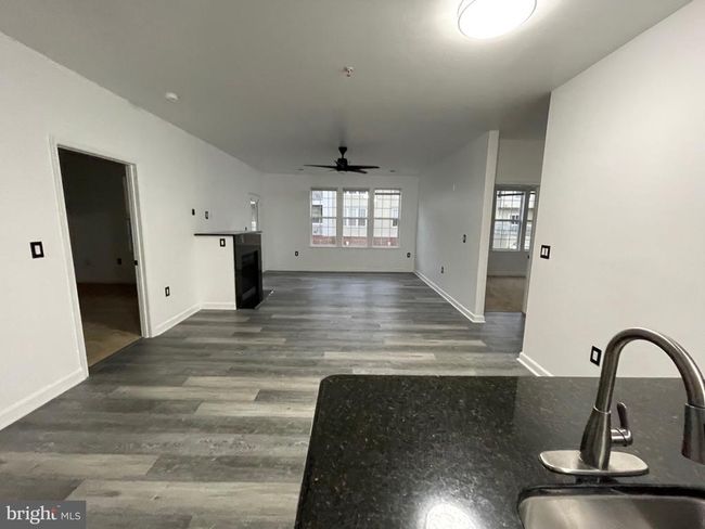 UNIT-202 - 42480 Rockrose Sq, Condo with 3 bedrooms, 2 bathrooms and null parking in BRAMBLETON VA | Image 25