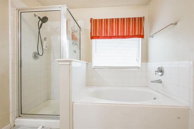Primary Bath | Image 17