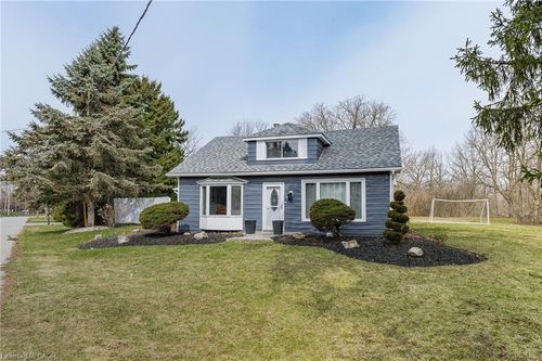 1 Hughson St, Branchton, ON, N0B1L0 | Card Image