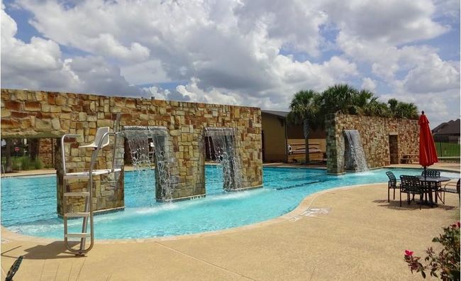 31414 Hidden Rosehill Cir, House other with 3 bedrooms, 2 bathrooms and null parking in Hockley TX | Image 6