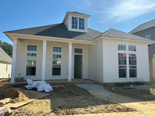 152 Water St, Madison, MS, 39110-6385 | Card Image