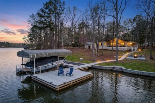 268 W River Bend Dr, Eatonton, GA, 31024-5325 | Card Image