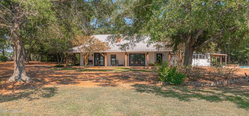 295 Posey Ln, Vaughan, MS, 39179-9310 | Card Image