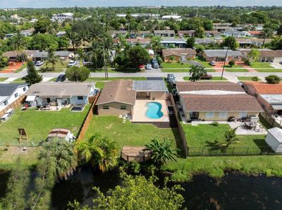 6620 Nw 21st St, House other with 3 bedrooms, 2 bathrooms and null parking in Sunrise FL | Image 3