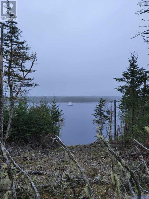 4 W Liscomb Point Rd, Liscomb, NS, B0J2A0 | Card Image