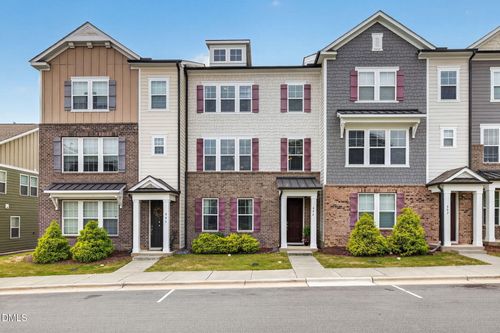 804 Patriot Summit Ln, Apex, NC, 27523-6195 | Card Image