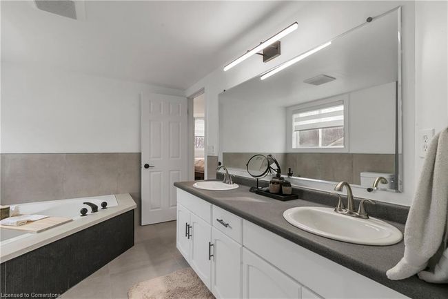 54 Potters Way, House other with 4 bedrooms, 3 bathrooms and 4 parking in Woodstock ON | Image 23