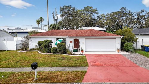 7835 Crosier Ct, NEW PORT RICHEY, FL, 34653-1330 | Card Image