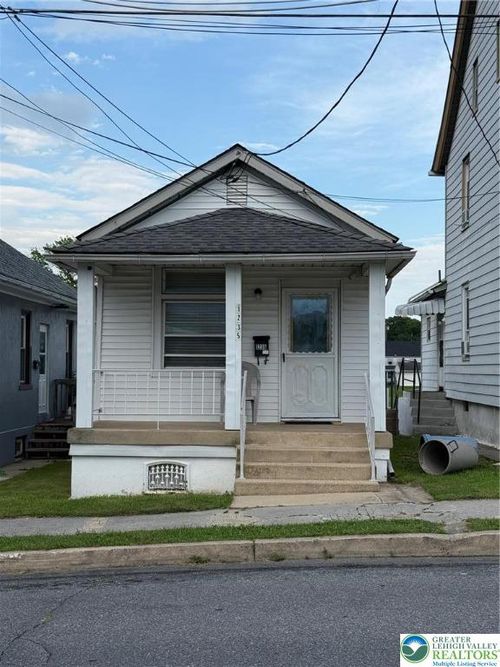 1235 S Front St, Allentown, PA, 18103-4175 | Card Image