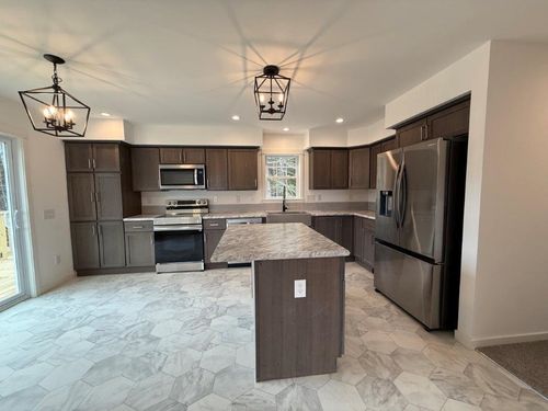 9 Dove Ln, Canaan, NH, 03741-7382 | Card Image