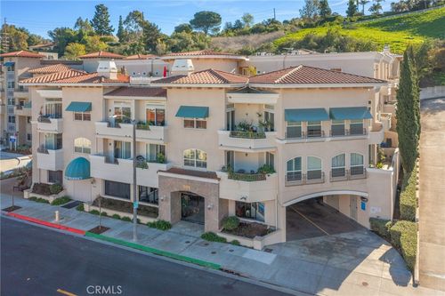 213-901 Deep Valley Dr, Rolling Hills Estates, CA, 90274-4413 | Card Image