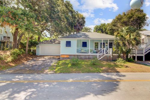 504 E Cooper Ave, Folly Beach, SC, 29439 | Card Image