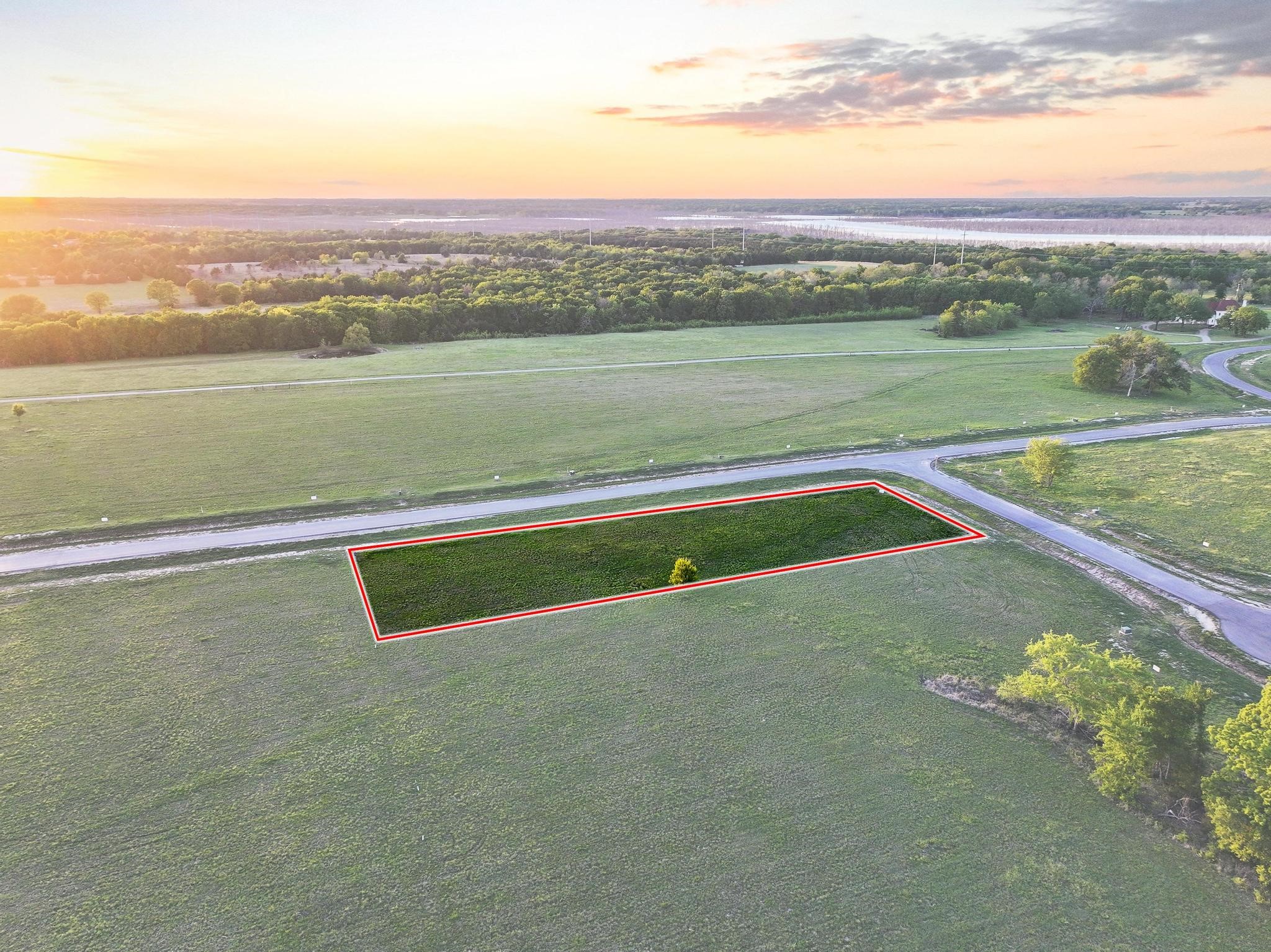 Land in Dodd City 5