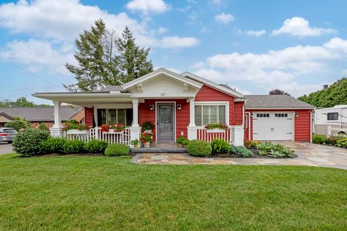 127 South Pleasant Street, Loudonville, OH, 44842 | Card Image