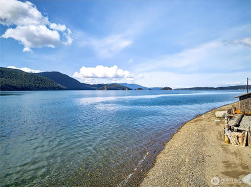 5132 W Shore Rd, Anacortes, WA, 98221-9019 | Card Image